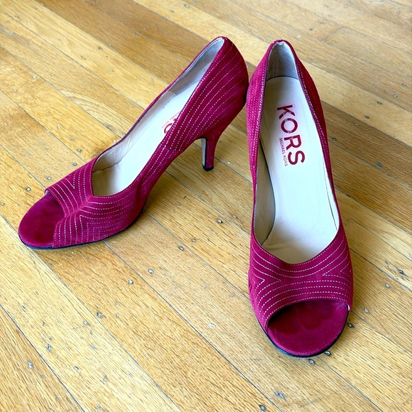 Michael Kors red suede Pumps size 9 1/2 - Picture 1 of 9